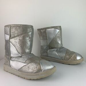 UGG Girl's Silver Suede Classic Short II Patchwork Fashion Boot size 5